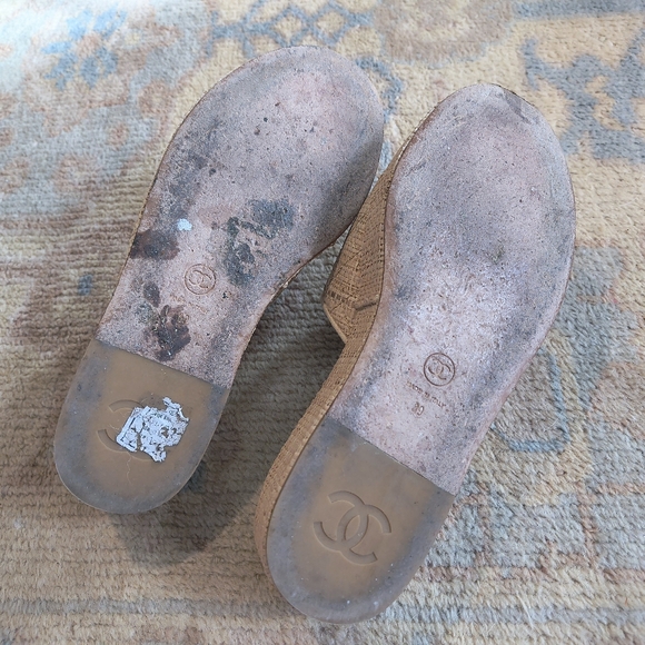 Chanel💯19P CC Logo Platform Mules Sandals 39/8.5 - Picture 8 of 11